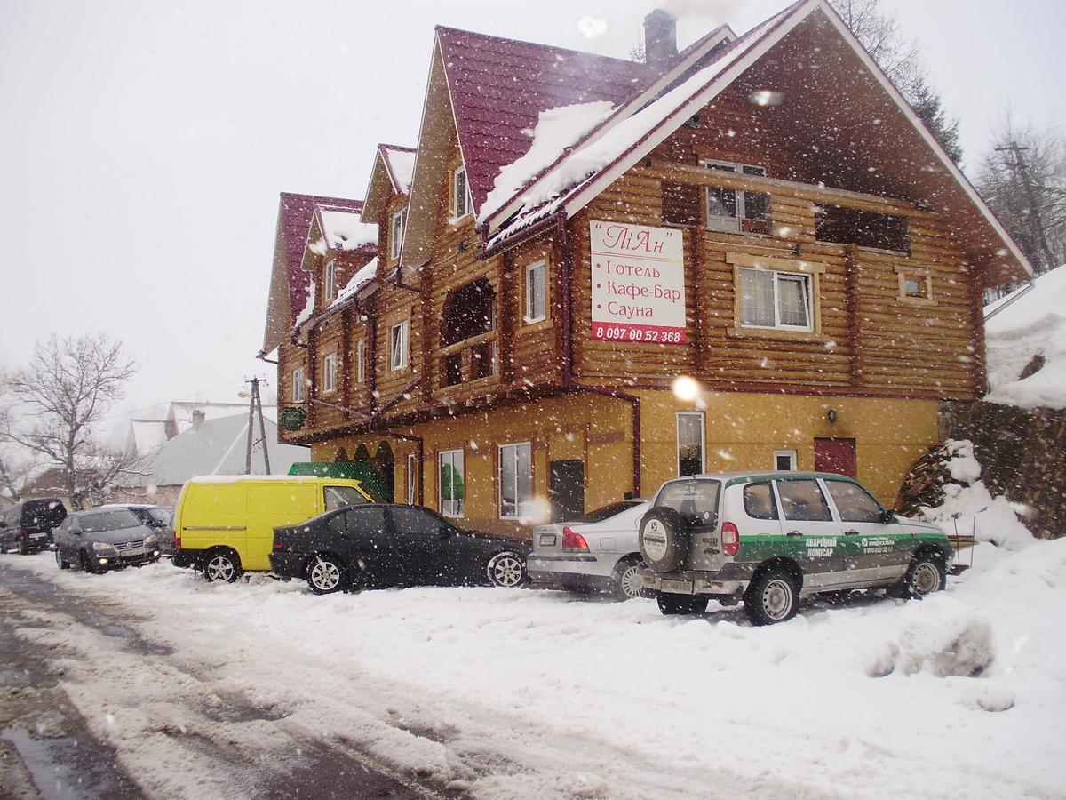 "Lian" Family Hotel & Restaurant Volosyanka  Zewnętrze zdjęcie