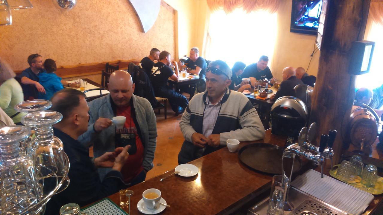 "Lian" Family Hotel & Restaurant Volosyanka  Zewnętrze zdjęcie
