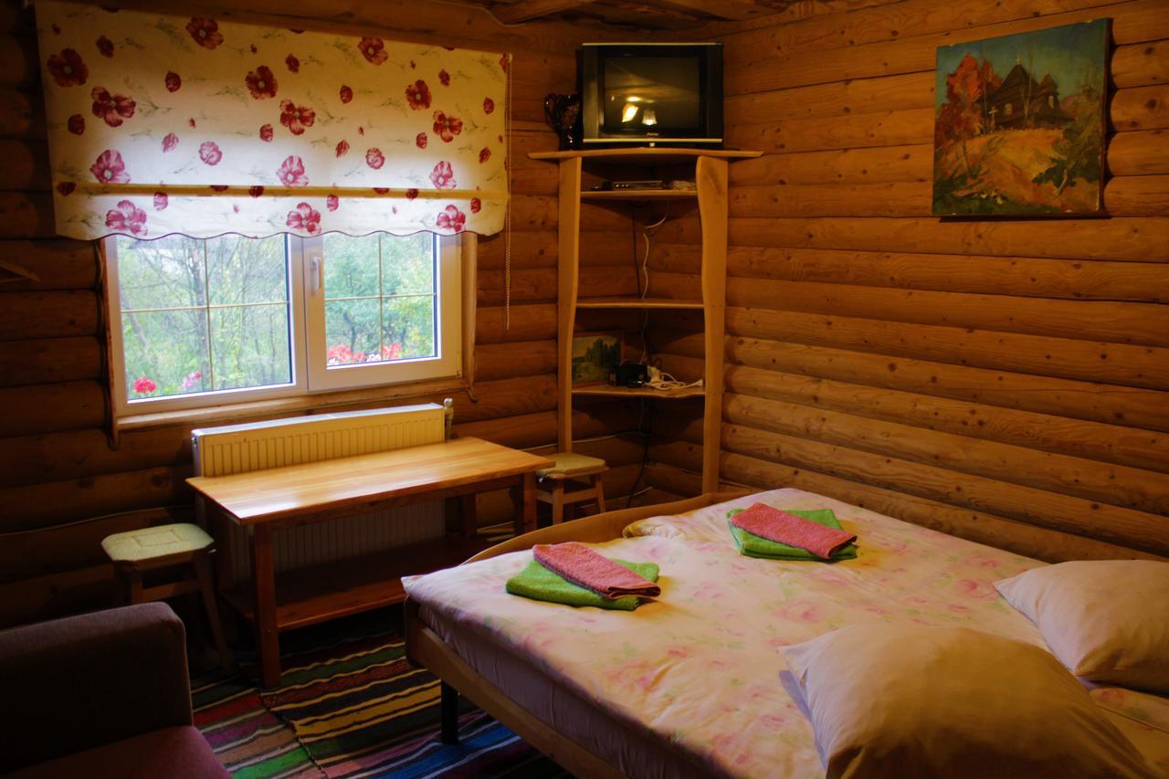 "Lian" Family Hotel & Restaurant Volosyanka  Zewnętrze zdjęcie