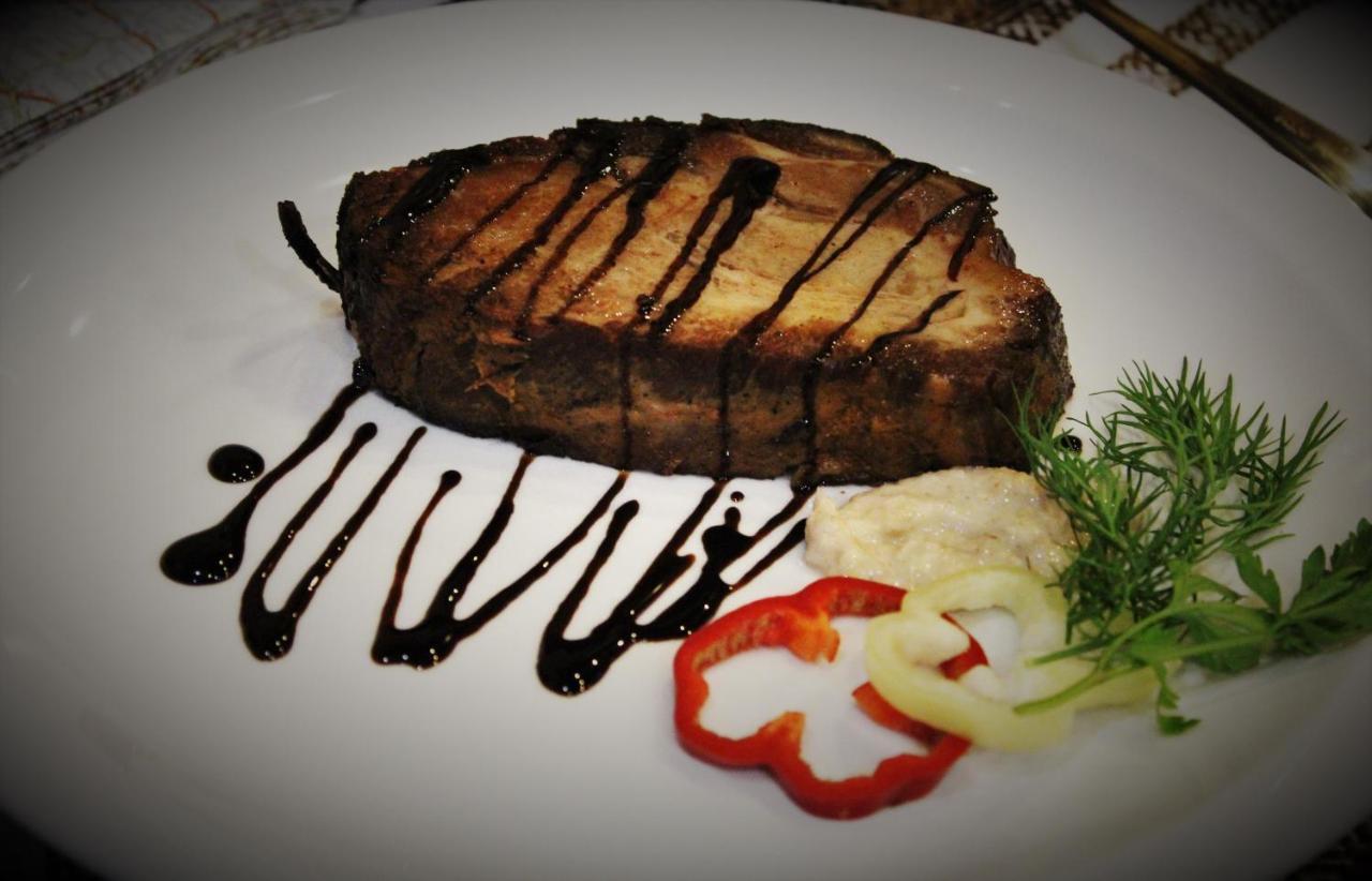 "Lian" Family Hotel & Restaurant Volosyanka  Zewnętrze zdjęcie