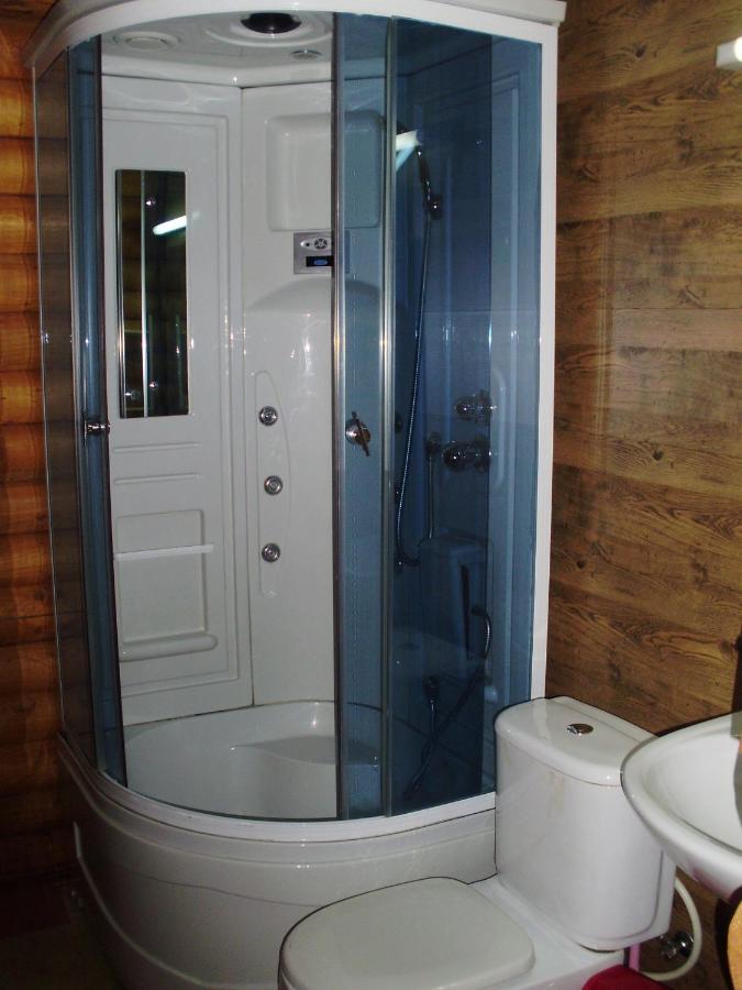 "Lian" Family Hotel & Restaurant Volosyanka  Zewnętrze zdjęcie